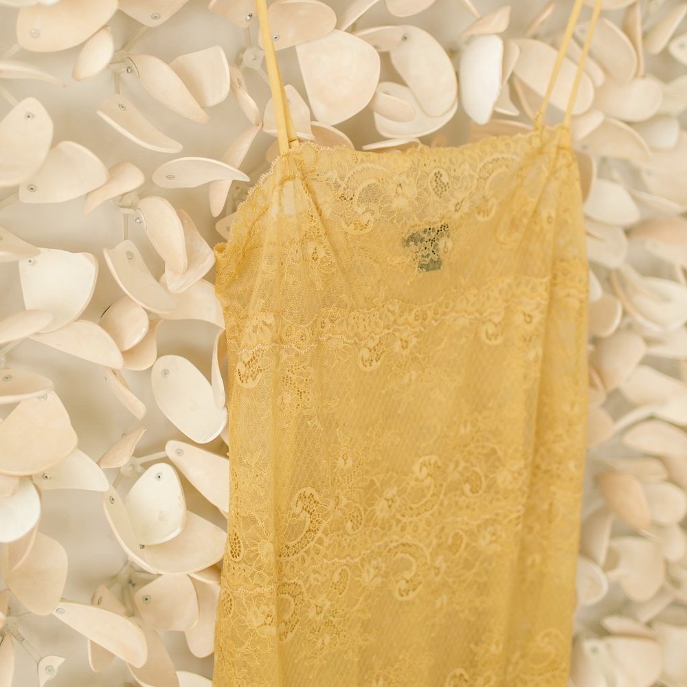 Natori Boudoir Sheer Lace Chemise Golden Yellow - Picture 5 of 8